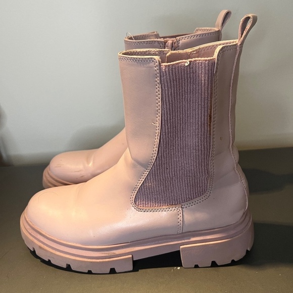 Zara womens Chelsea boots soft pink size Eur 36 - Picture 1 of 7
